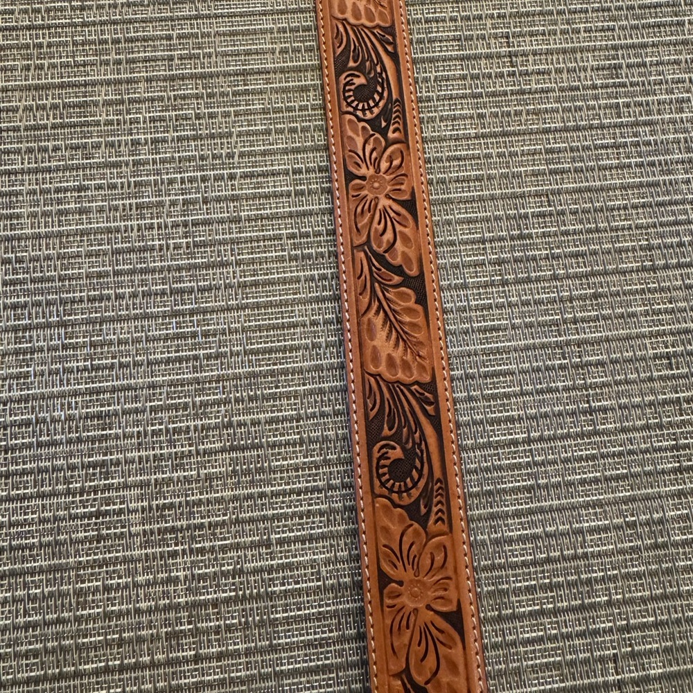 TONY LAMA Brown Leather Belt with Silver Buckle EUC - Picture 4 of 6